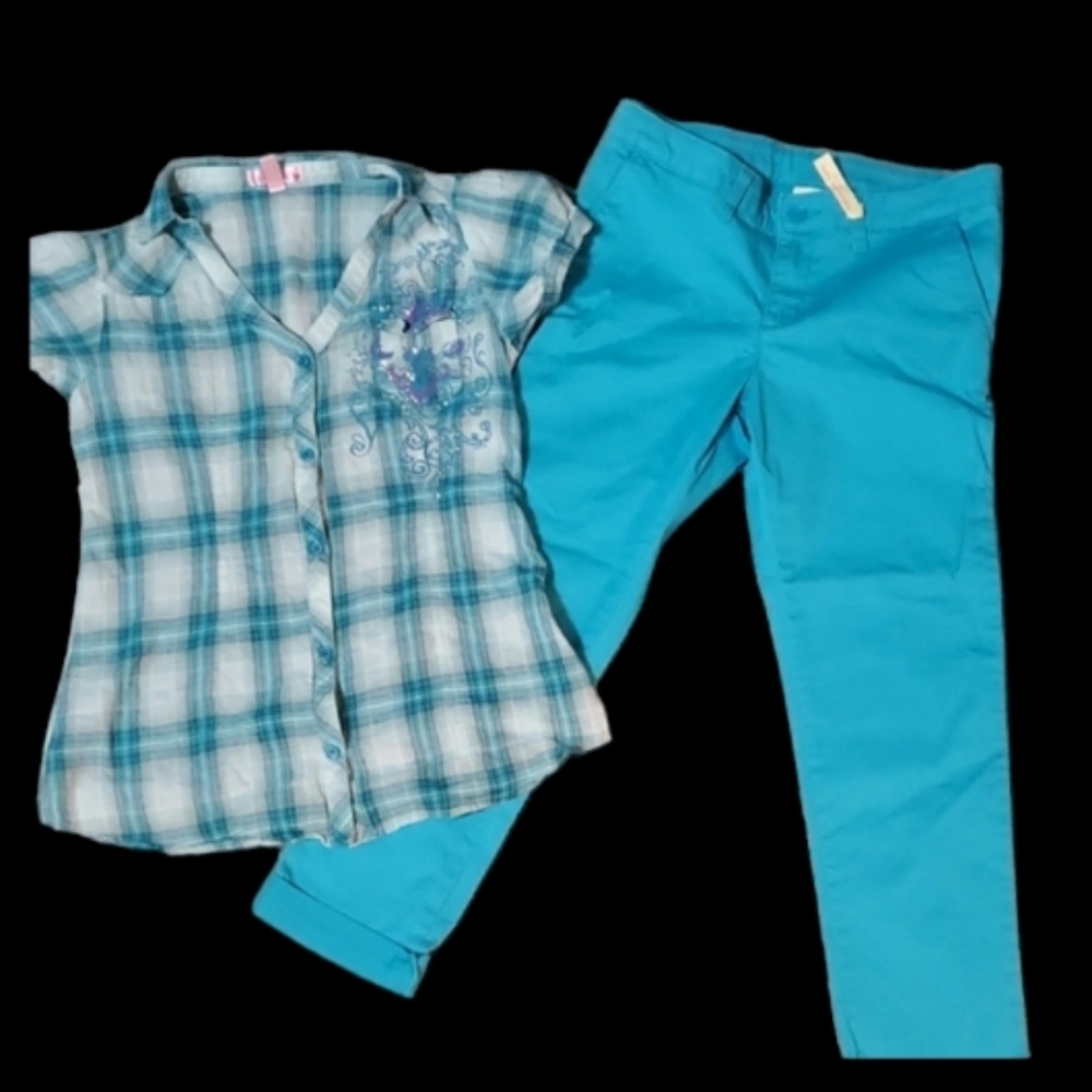 Plaid shirt and turquoise New pants 14